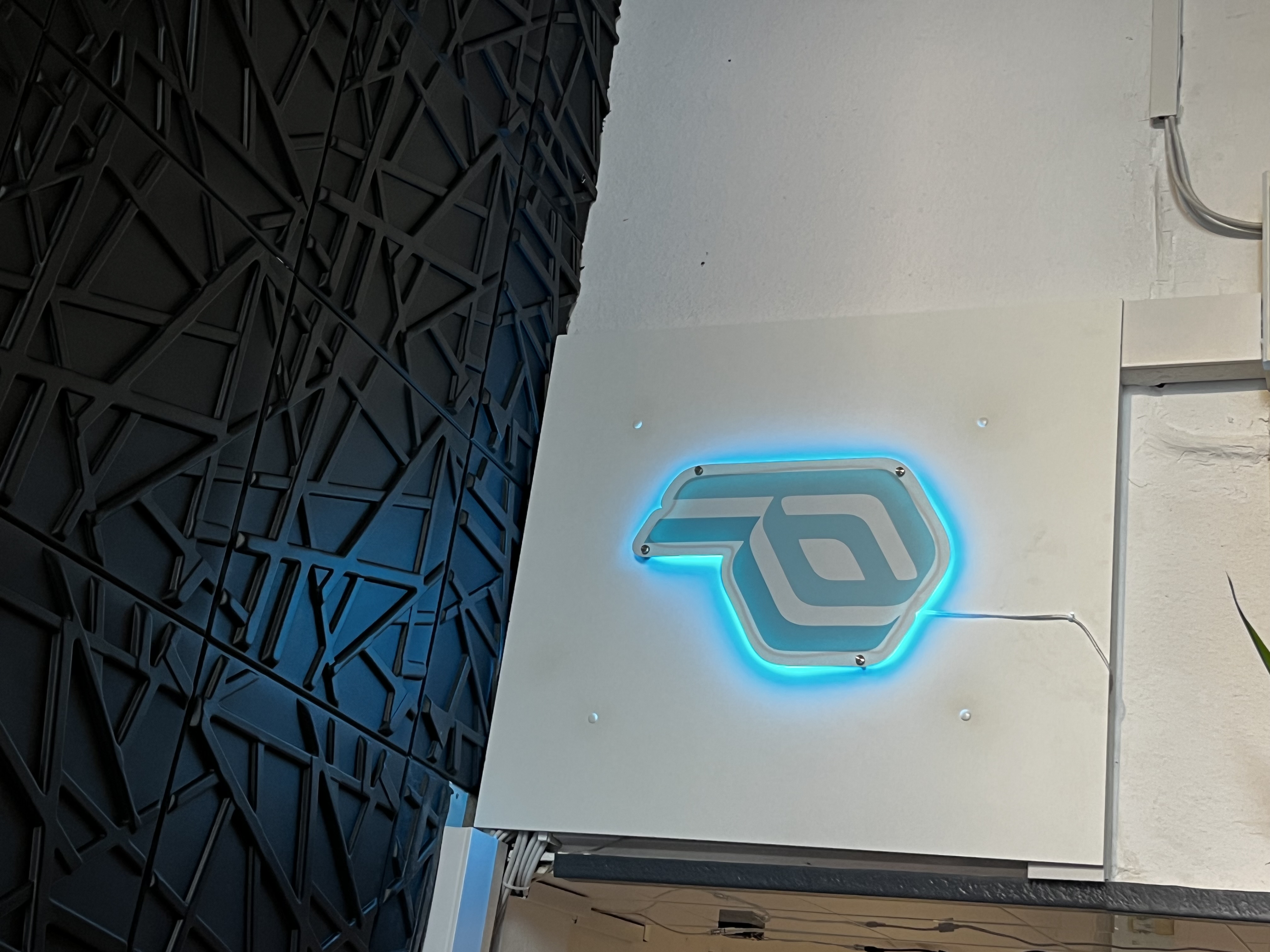 Sitzecke im Studio von Dream Force Media für Kundengespräche
